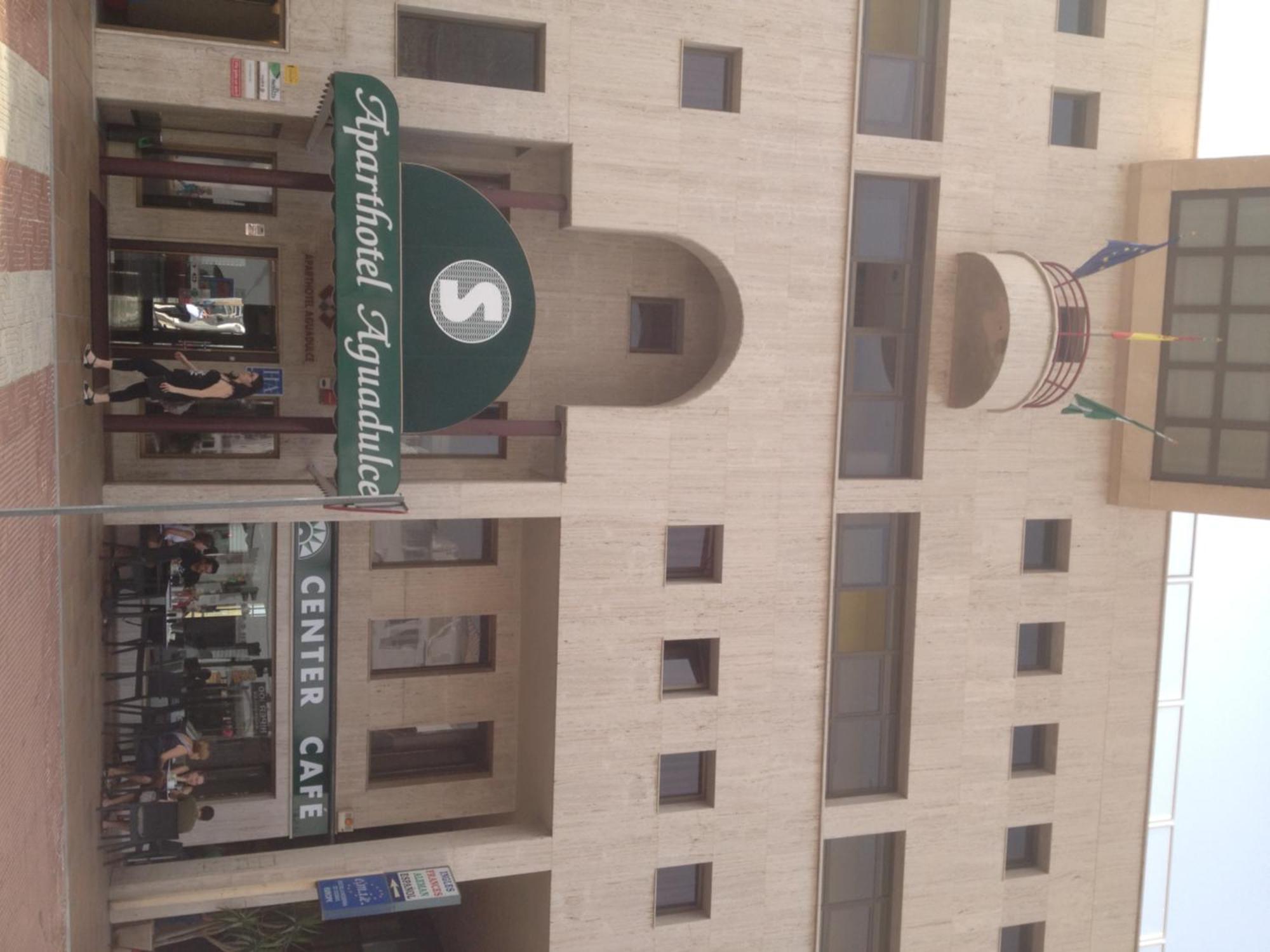 Apart-hotel Aguadulce 3*