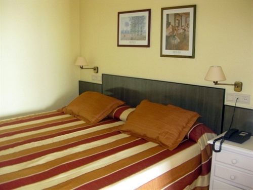 Aguadulce Apartahotel